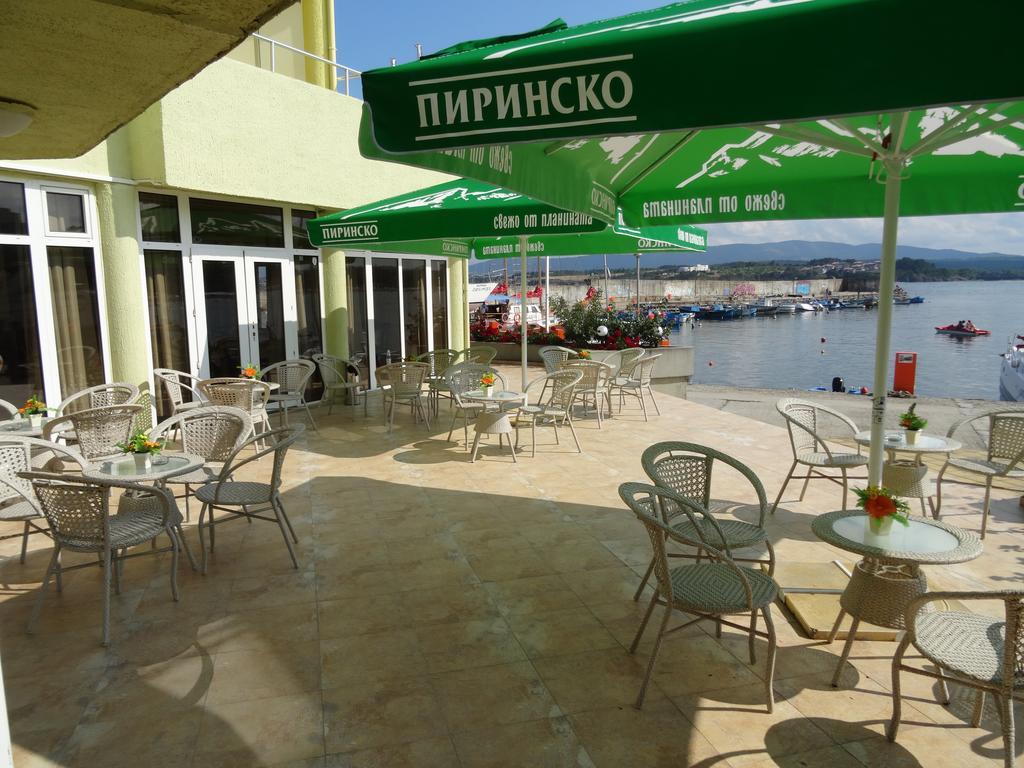 Hotel Marina Kiten  Exterior foto